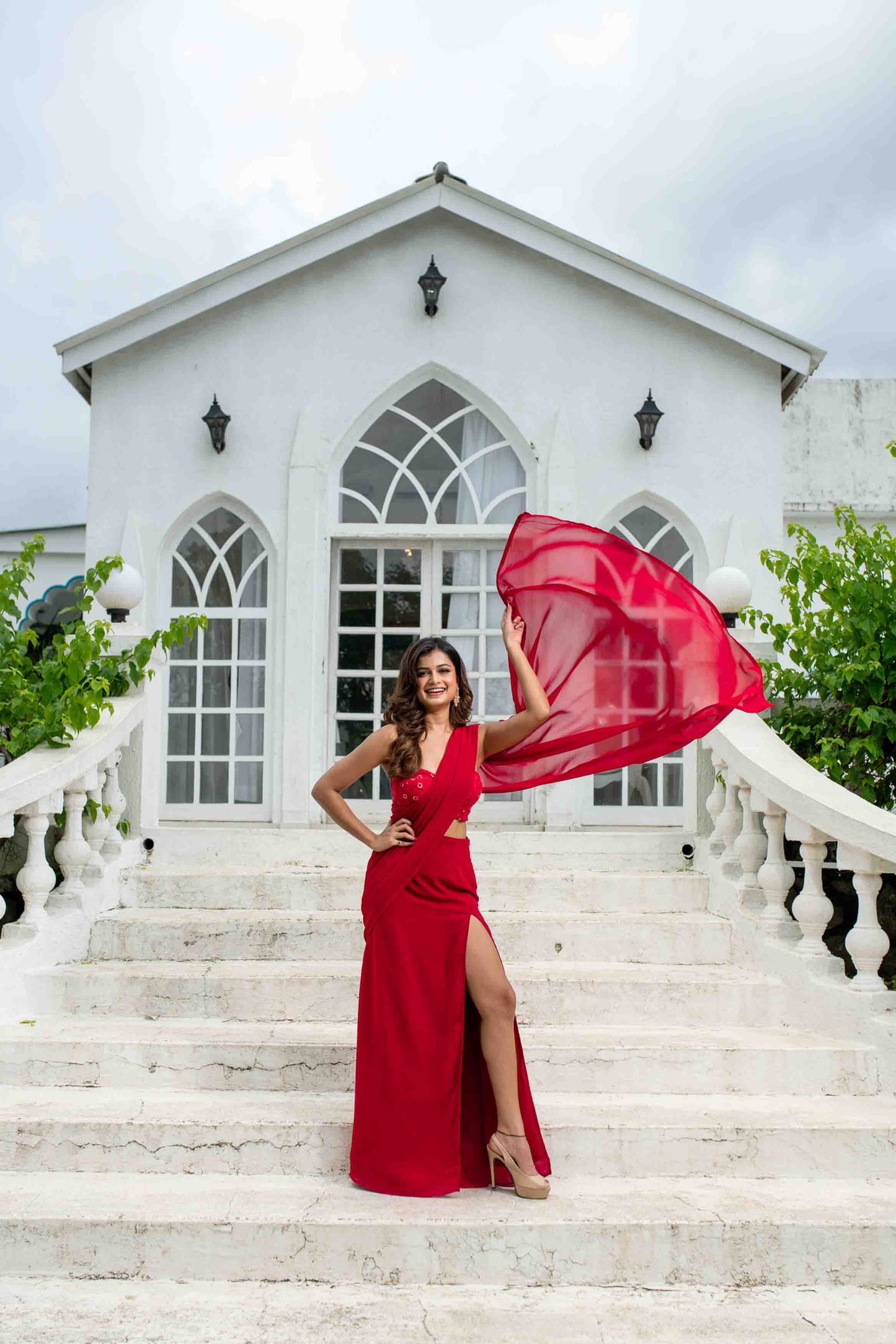 Women's Red Skirt Slit Saree