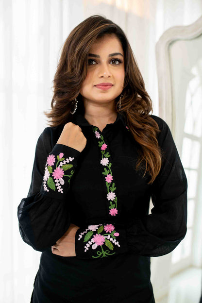 Women's Black Chanderi Embroidered KurtaÂ Set