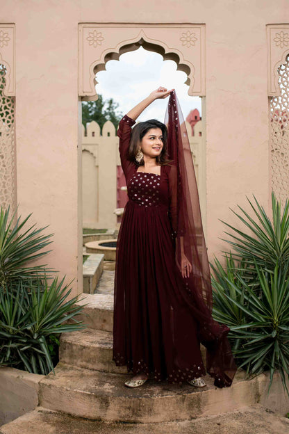 Women's Maroon nayra cut kurtaÂ set