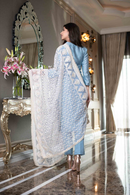 Women's White Thread Work Dupatta With Kurta Set