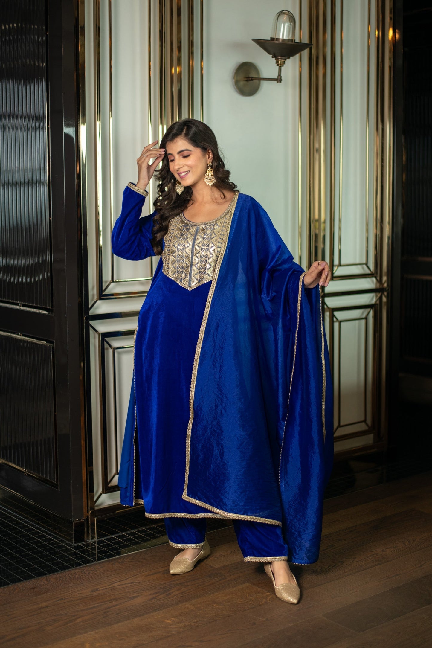 Women's Velvet Electric Bue Long Slit Kurta Set