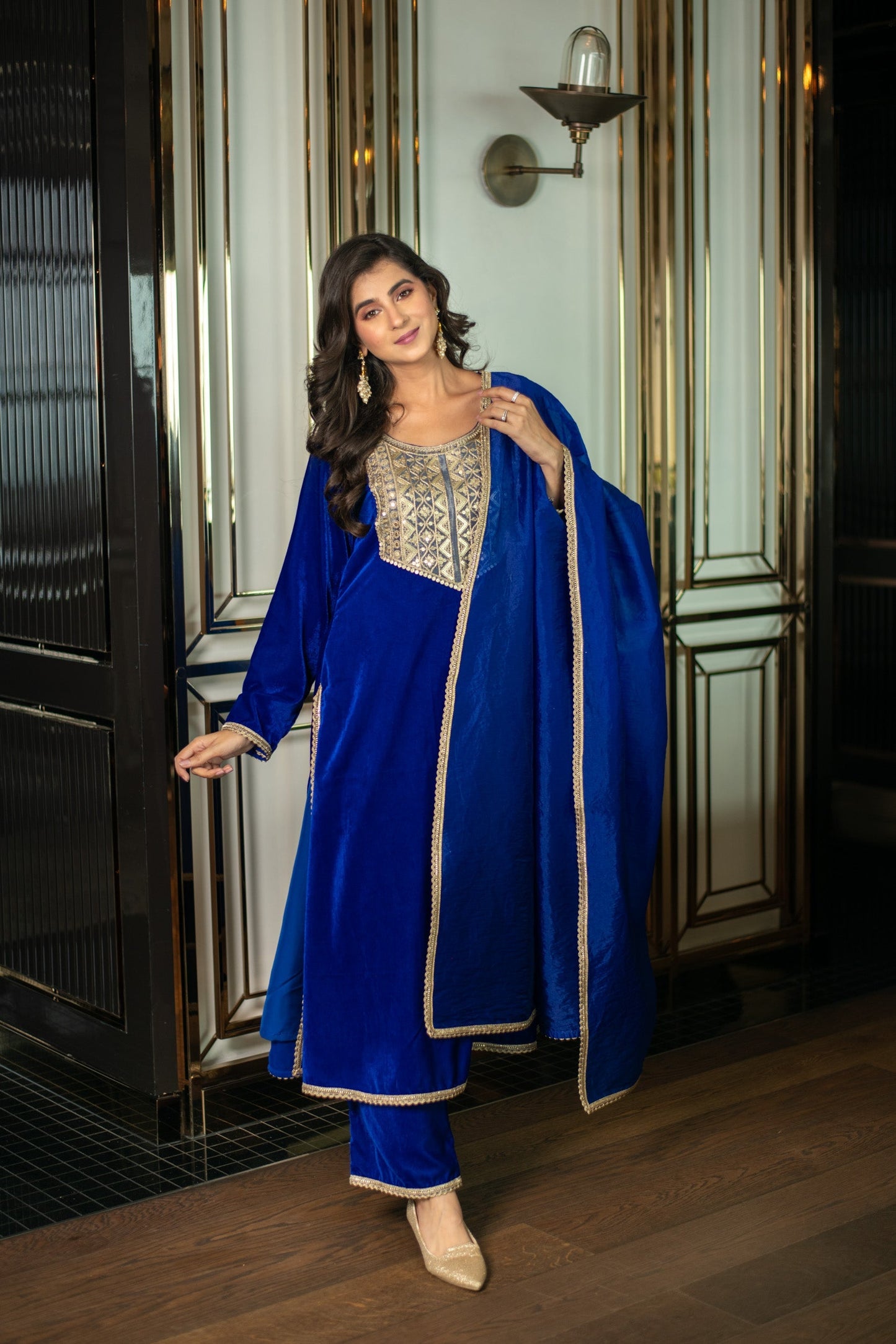 Women's Velvet Electric Bue Long Slit Kurta Set