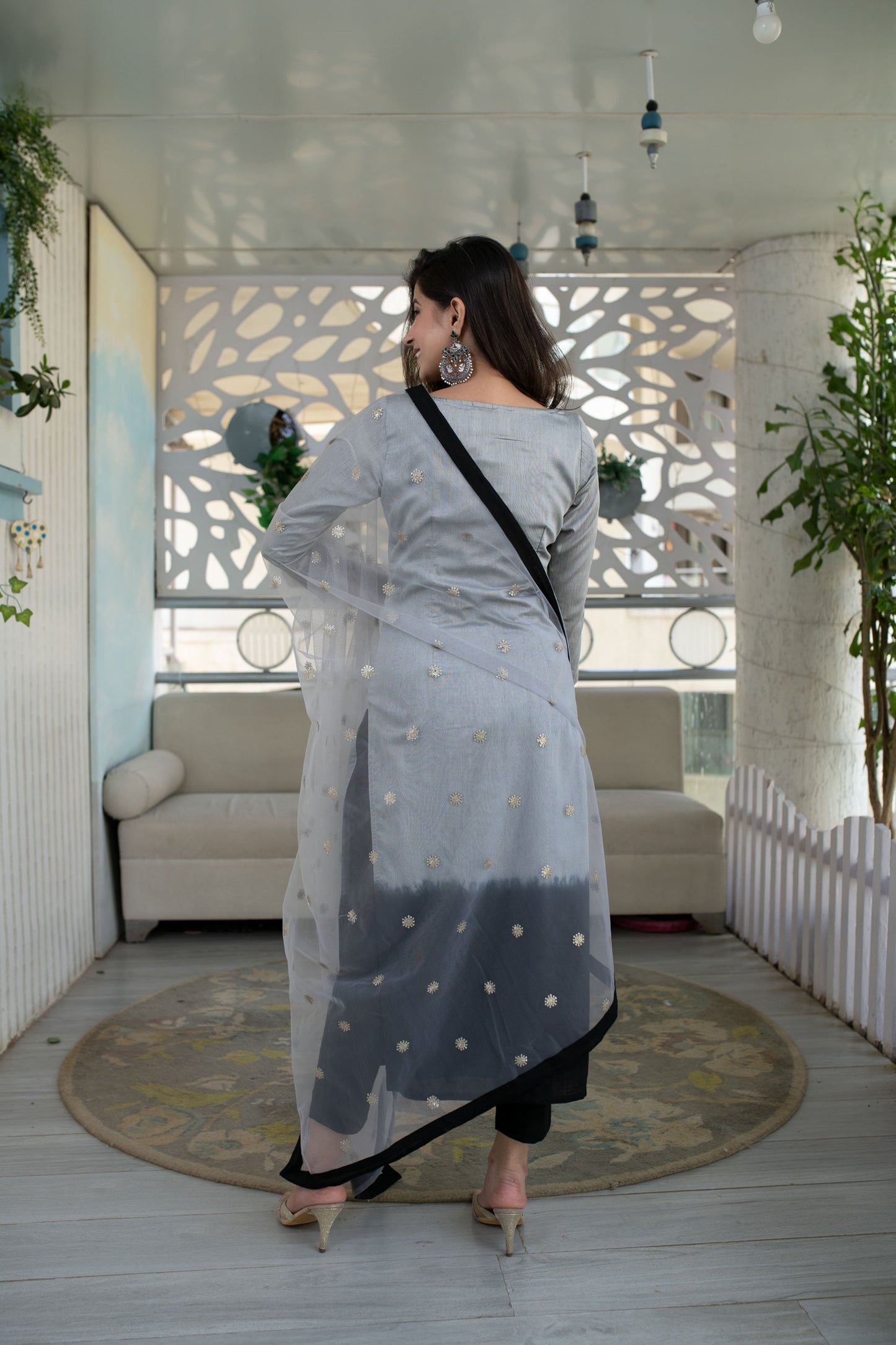 Women's Black And Grey Hand Work Kurta Set (3pcs Set)