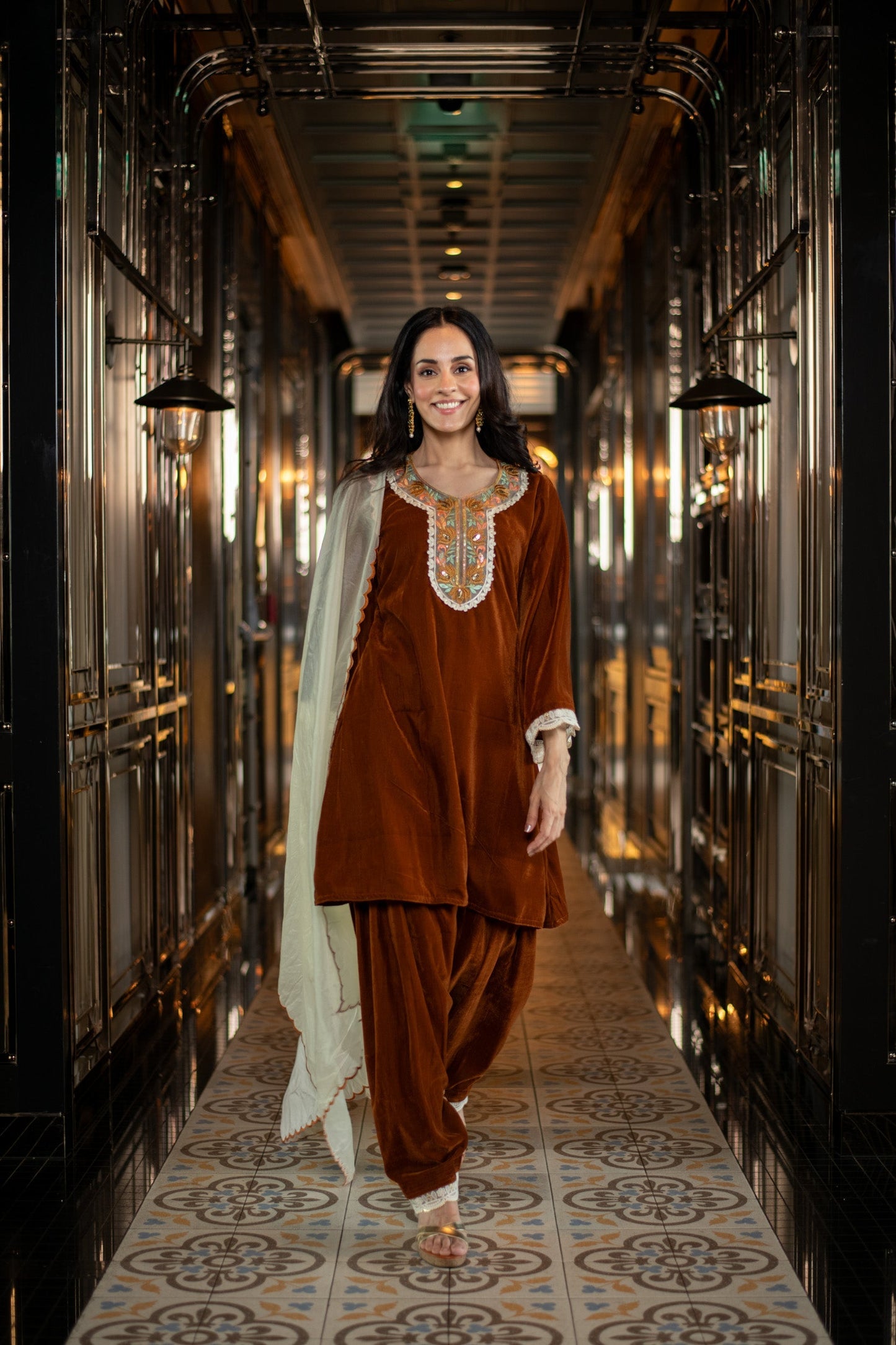 Women's Velvet Rust Velvet Salwar Set