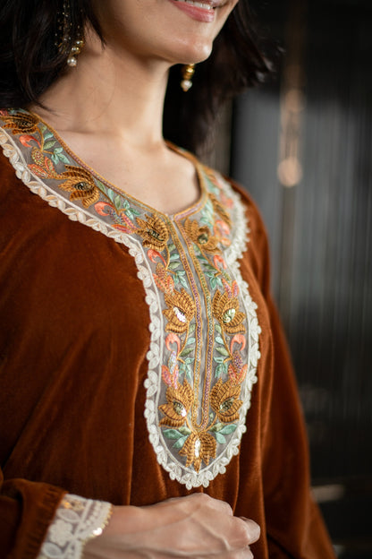 Women's Velvet Rust Velvet Salwar Set
