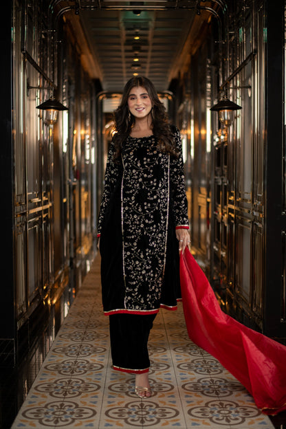 Women's Velvet Black Pannel Kurta Set