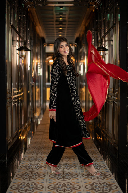 Women's Velvet Black Pannel Kurta Set