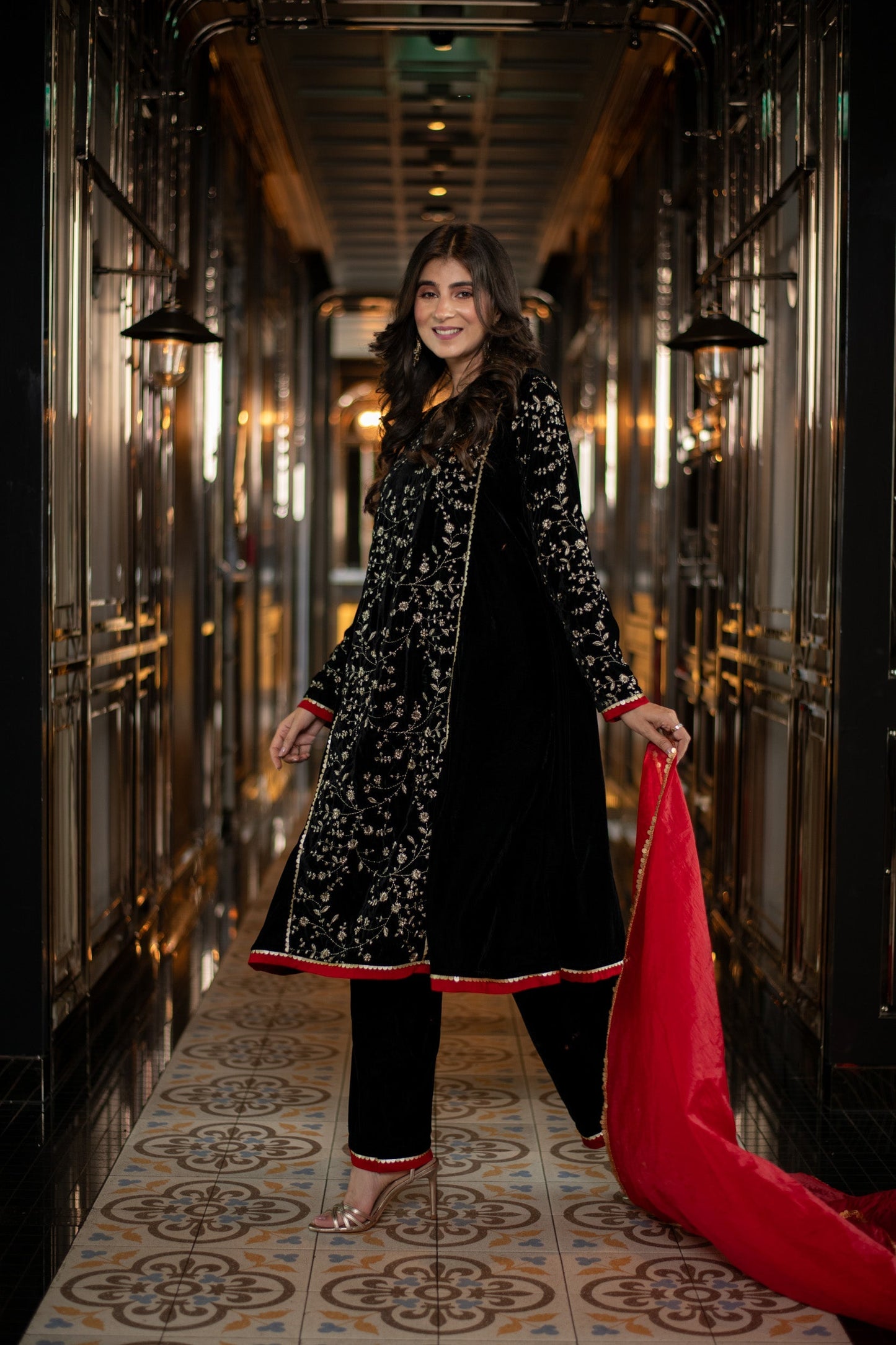 Women's Velvet Black Pannel Kurta Set