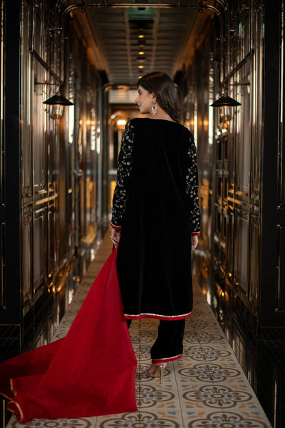 Women's Velvet Black Pannel Kurta Set