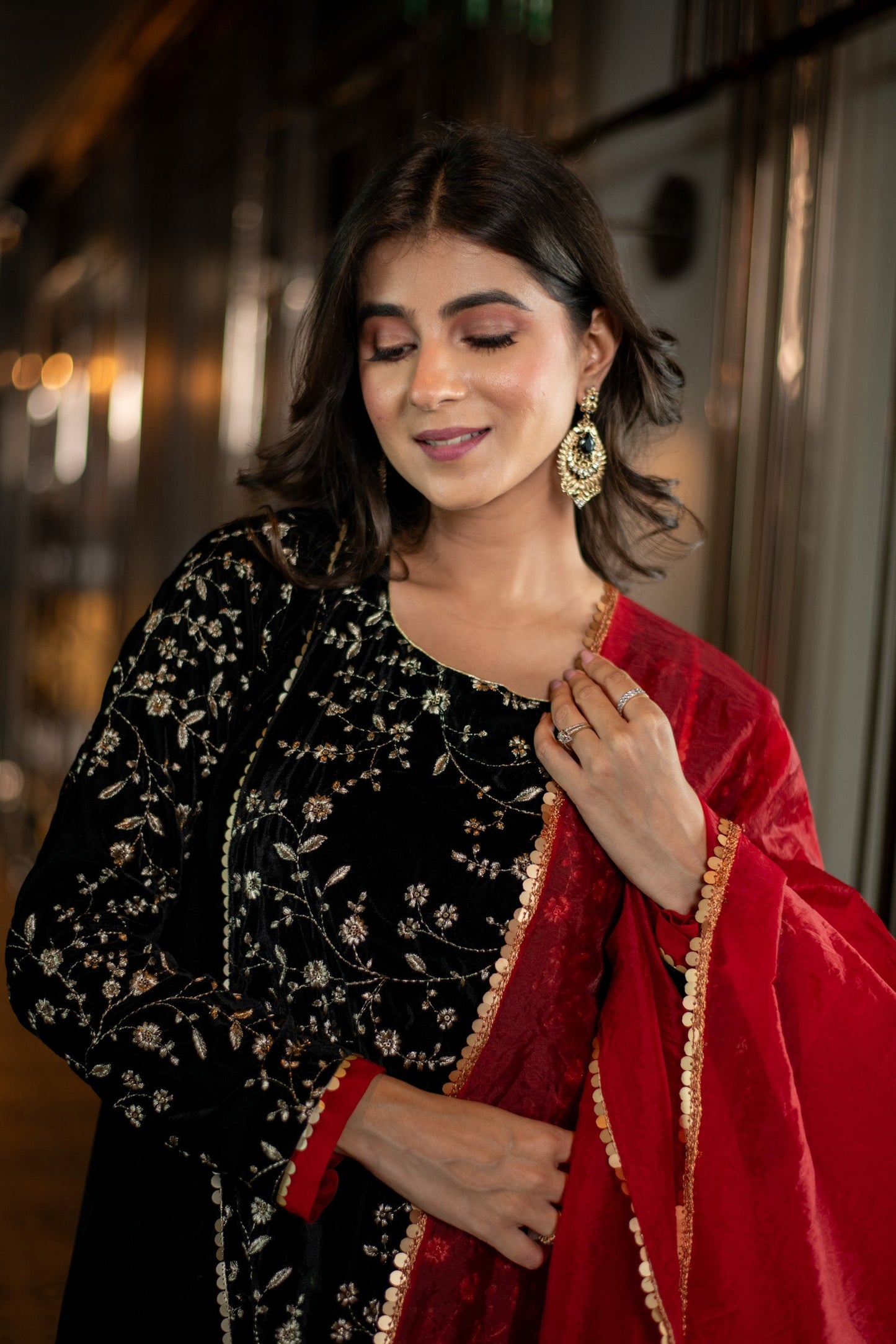 Women's Velvet Black Pannel Kurta Set