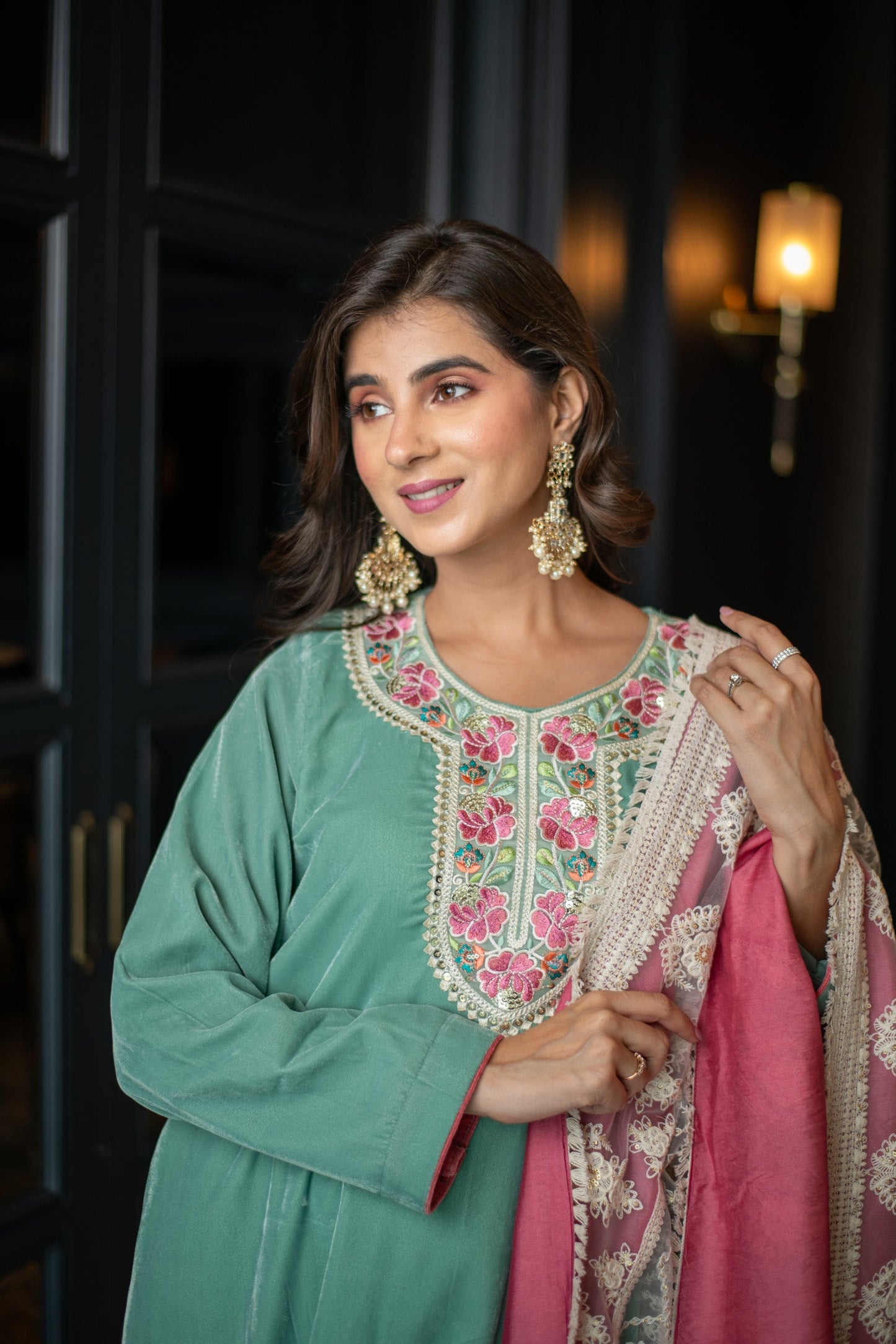 Women's Velvet Mint Green Kurta Set With Thread Work Dupatta