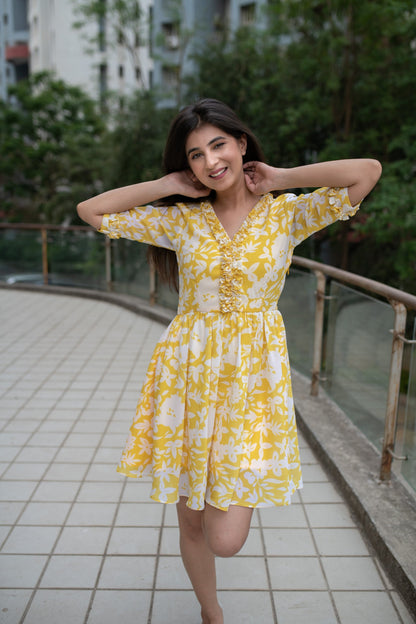 Women's Yellow White Floral Short Dress (1pc)