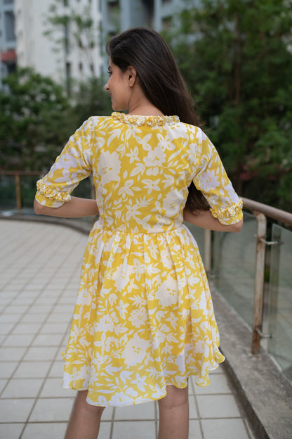 Women's Yellow White Floral Short Dress (1pc)