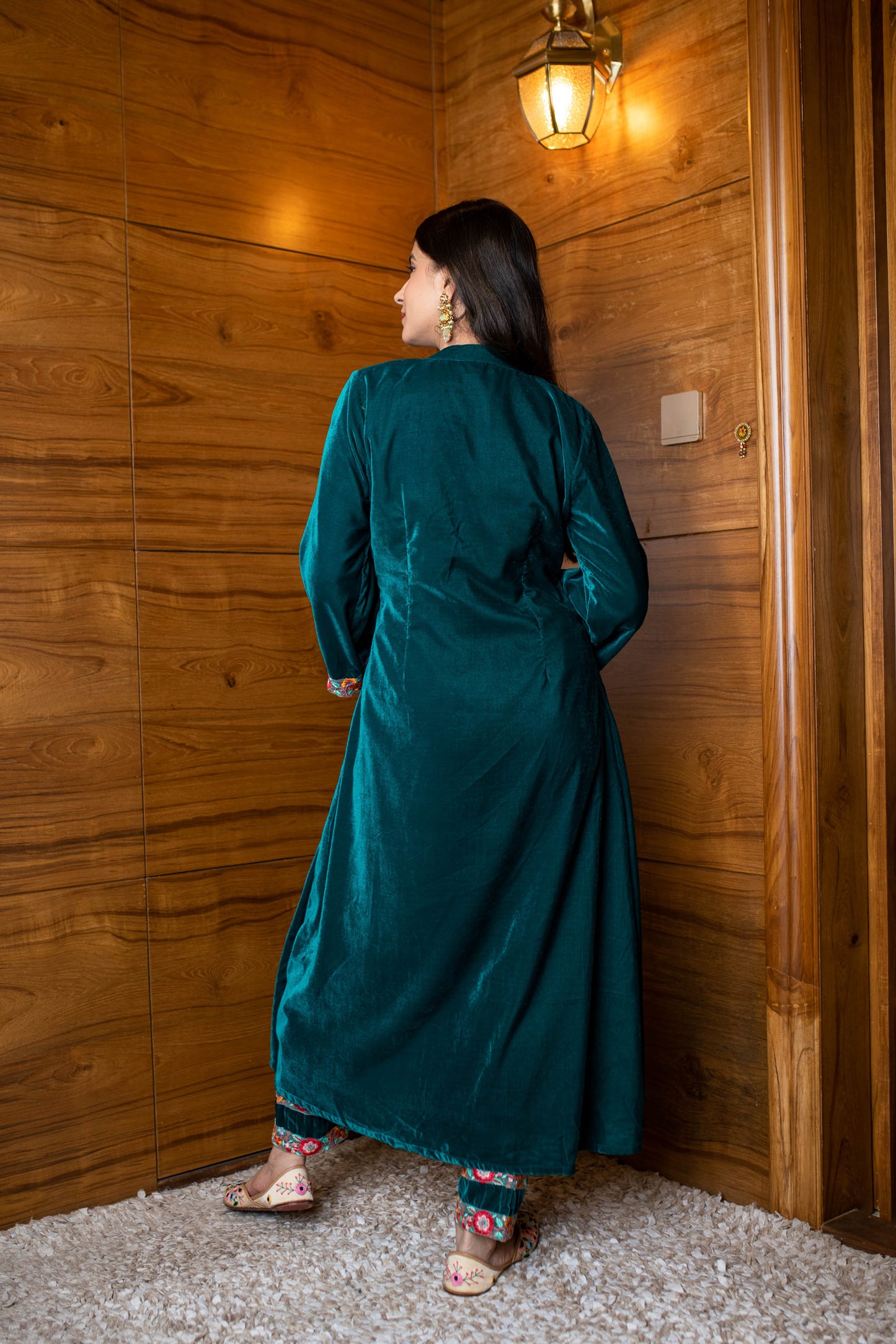 Women's Turquoise Velvet Kurta Set