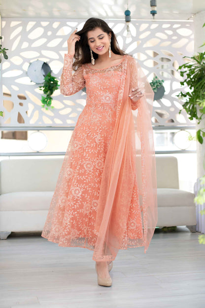 Women's Peach Heavy Thread Work Anarkali Suit Set With Net Dupatta (3 Pc Set)