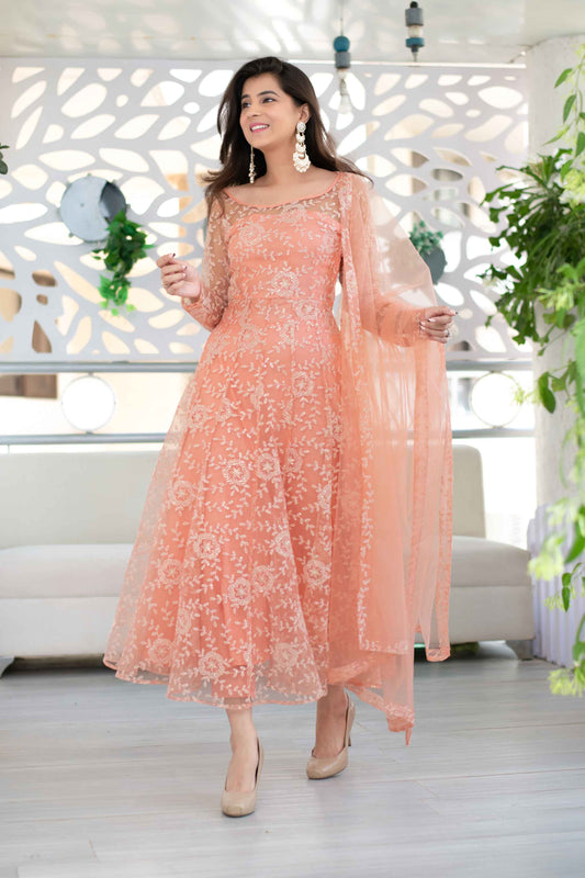 Women's Peach Heavy Thread Work Anarkali Suit Set With Net Dupatta (3 Pc Set)