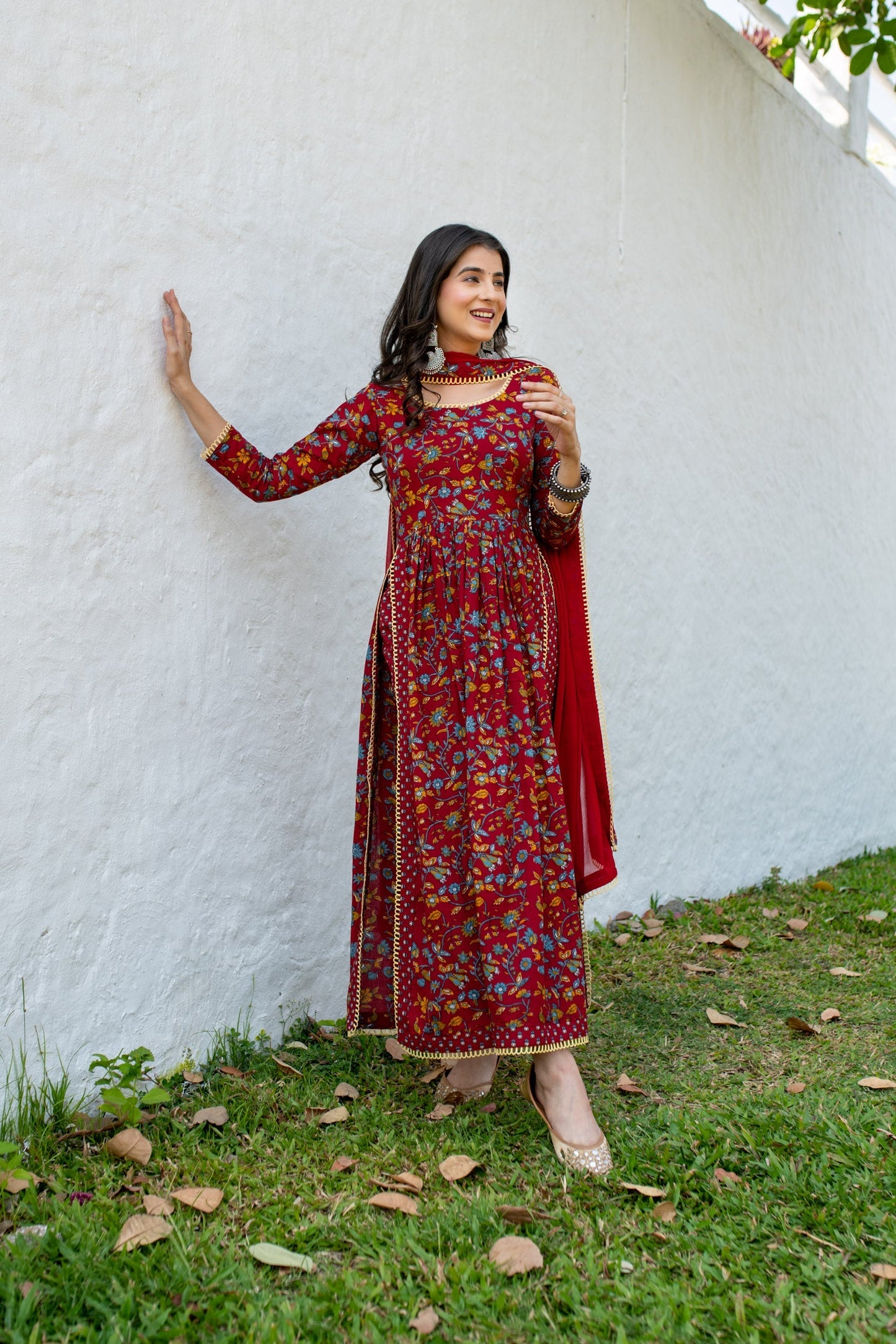 Women's Red Floral Cotton Kurta Set