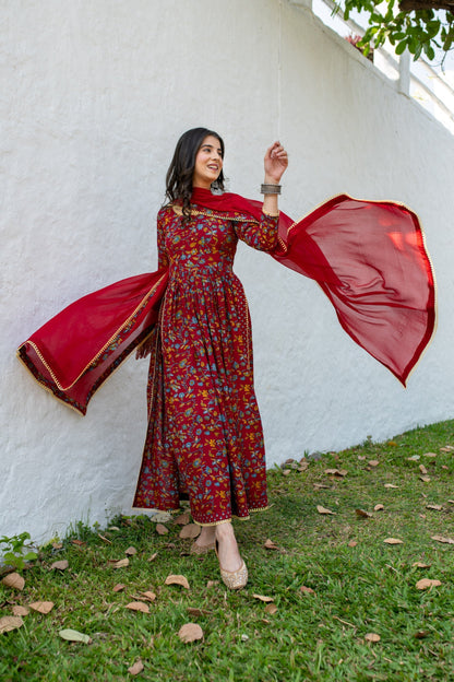 Women's Red Floral Cotton Kurta Set