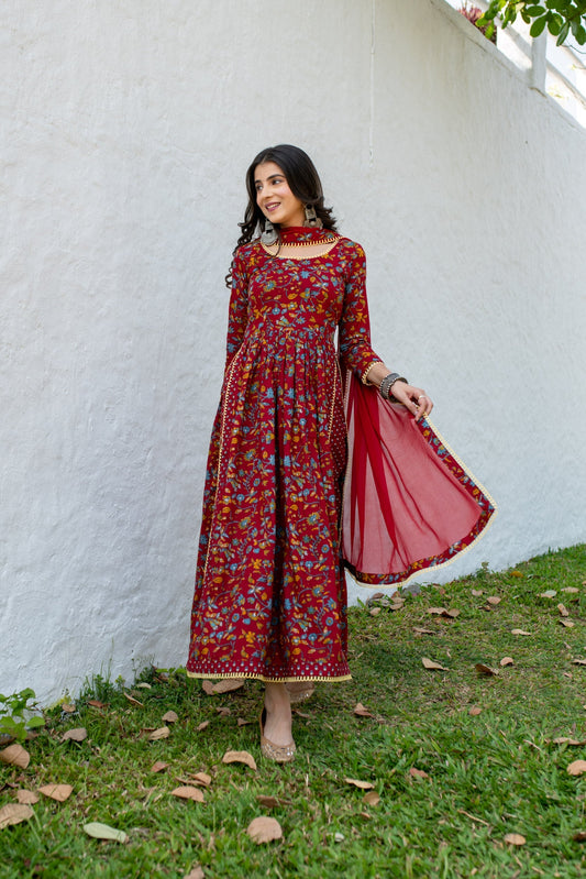 Women's Red Floral Cotton Kurta Set