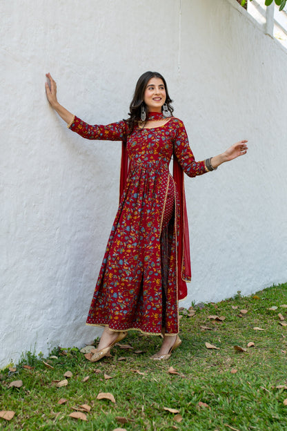 Women's Red Floral Cotton Kurta Set