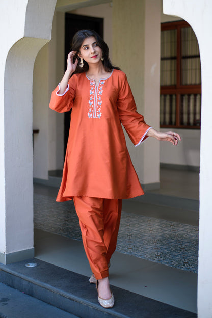 Color_Orange
