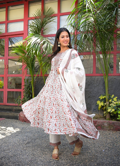 Women's White Handblock Dupatta Set