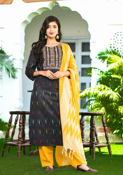 Women's Black Ikat Kurta Set