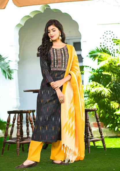 Women's Black Ikat Kurta Set
