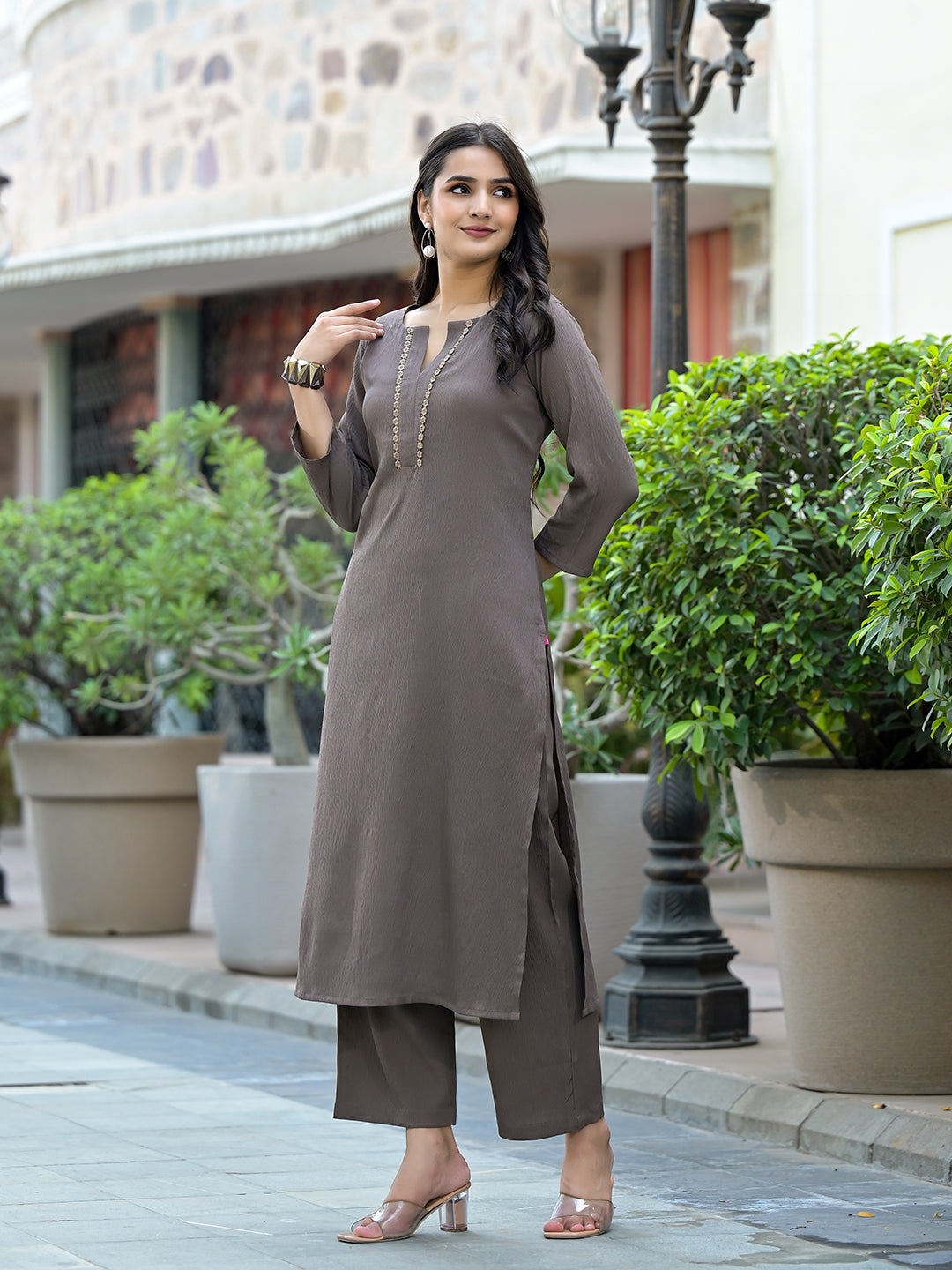 Color_Brown