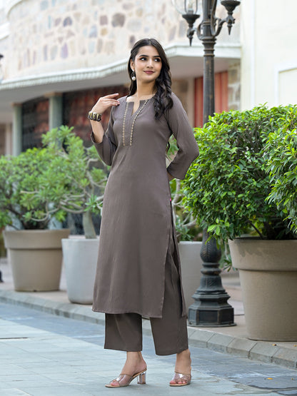 Color_Brown