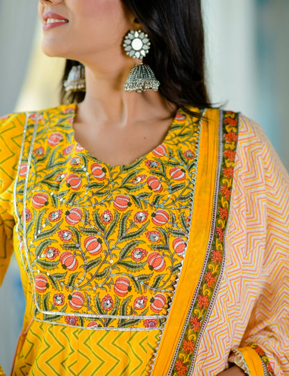 Women's Yellow Handblock Dupatta Set