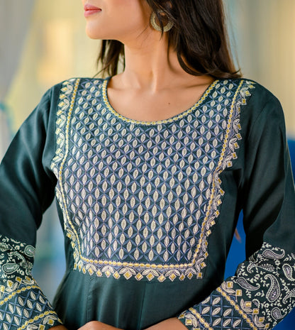 Women's Green  Embroidered Dress