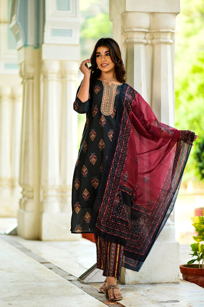 Women's Black Handblock Dupatta Set