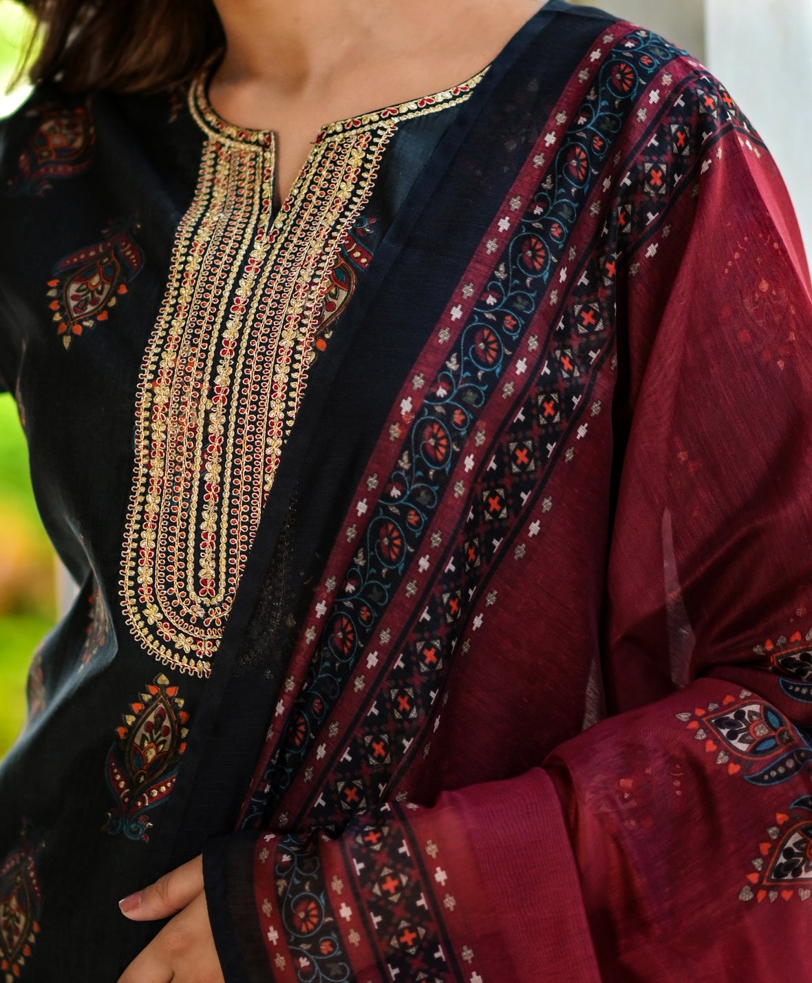 Women's Black Handblock Dupatta Set