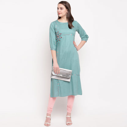 Women's Sea Green Rayon Kurta By Vu