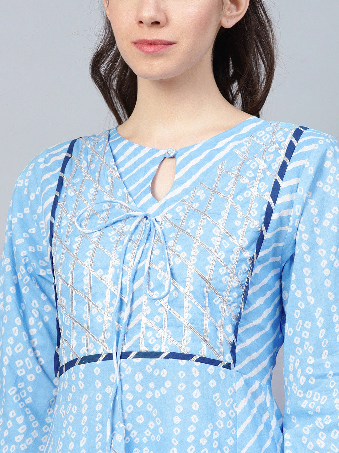 Women's Blue And White Bandhani Print Kurta With Palazzos
