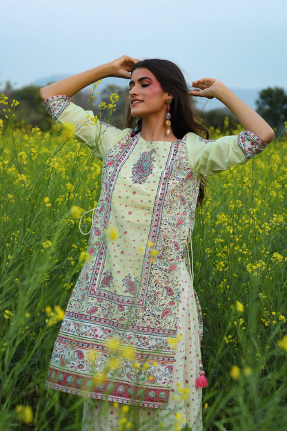 Women's Cambric Printed Straight Kurta Palazzo Dupatta Set