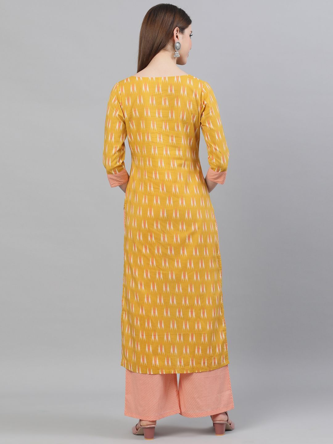 COLOR_Yellow