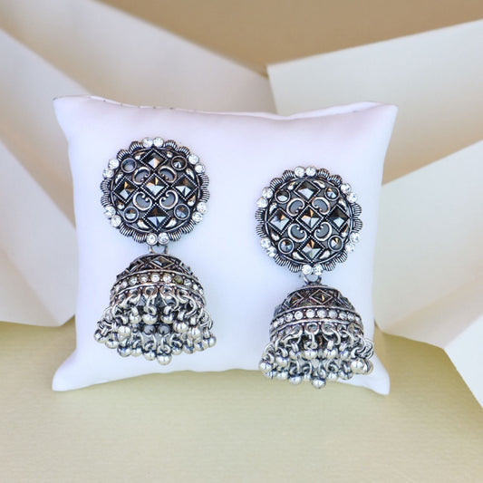 Women's 18K Silver Oxidised Traditional Kundan & Stone Studded Jhumka Earrings (E3064Ox)