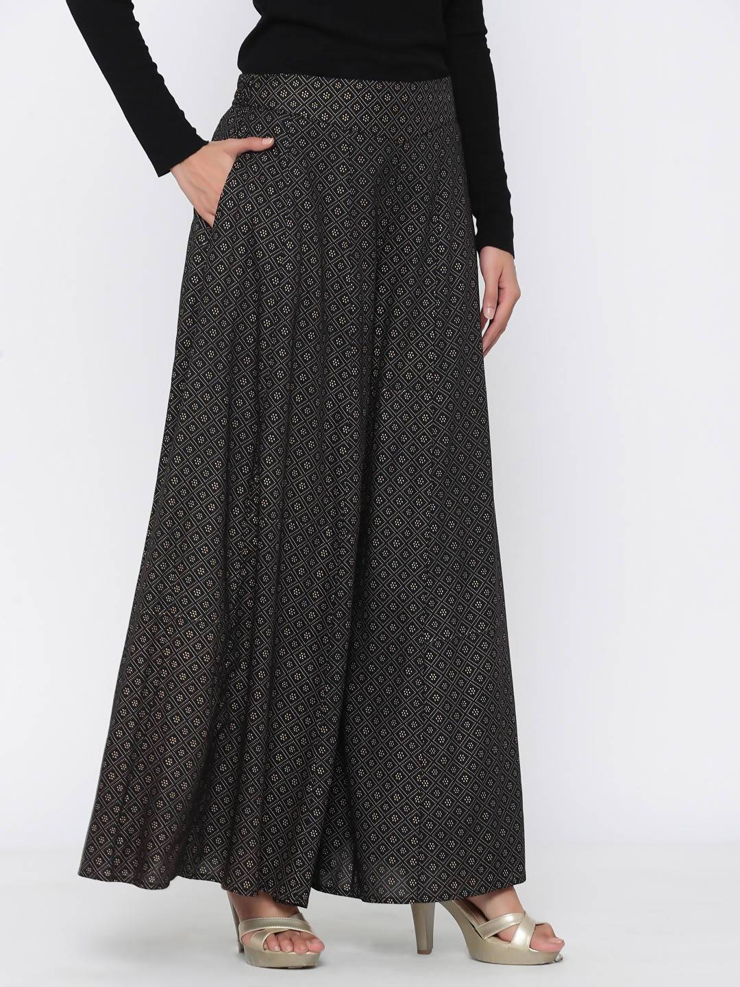Women's Black Rayon Printed Flared Palazzo
