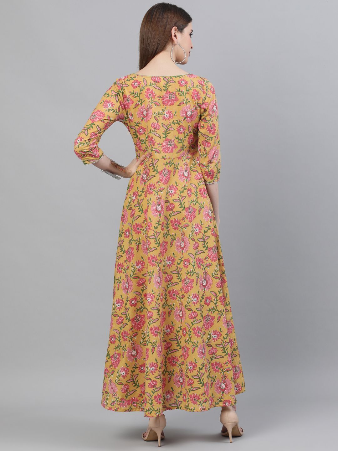 COLOR_Yellow