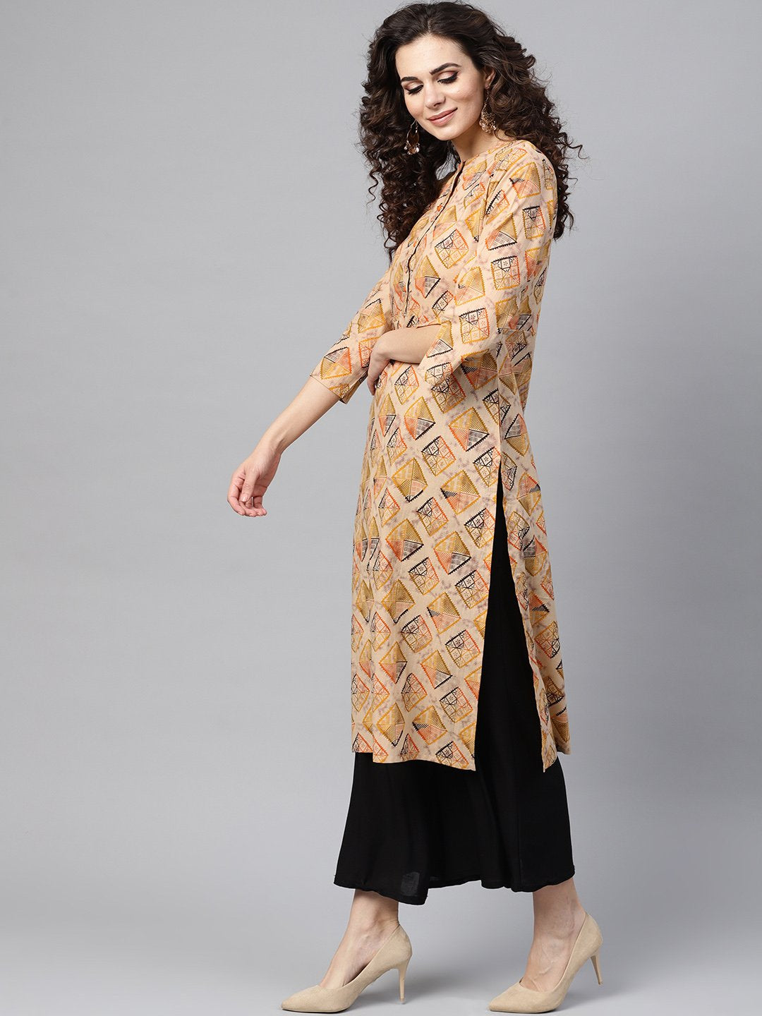 Women's Beige Multi-Colored Straight Kurta With Mandarin Collar With 3/4 Sleeves