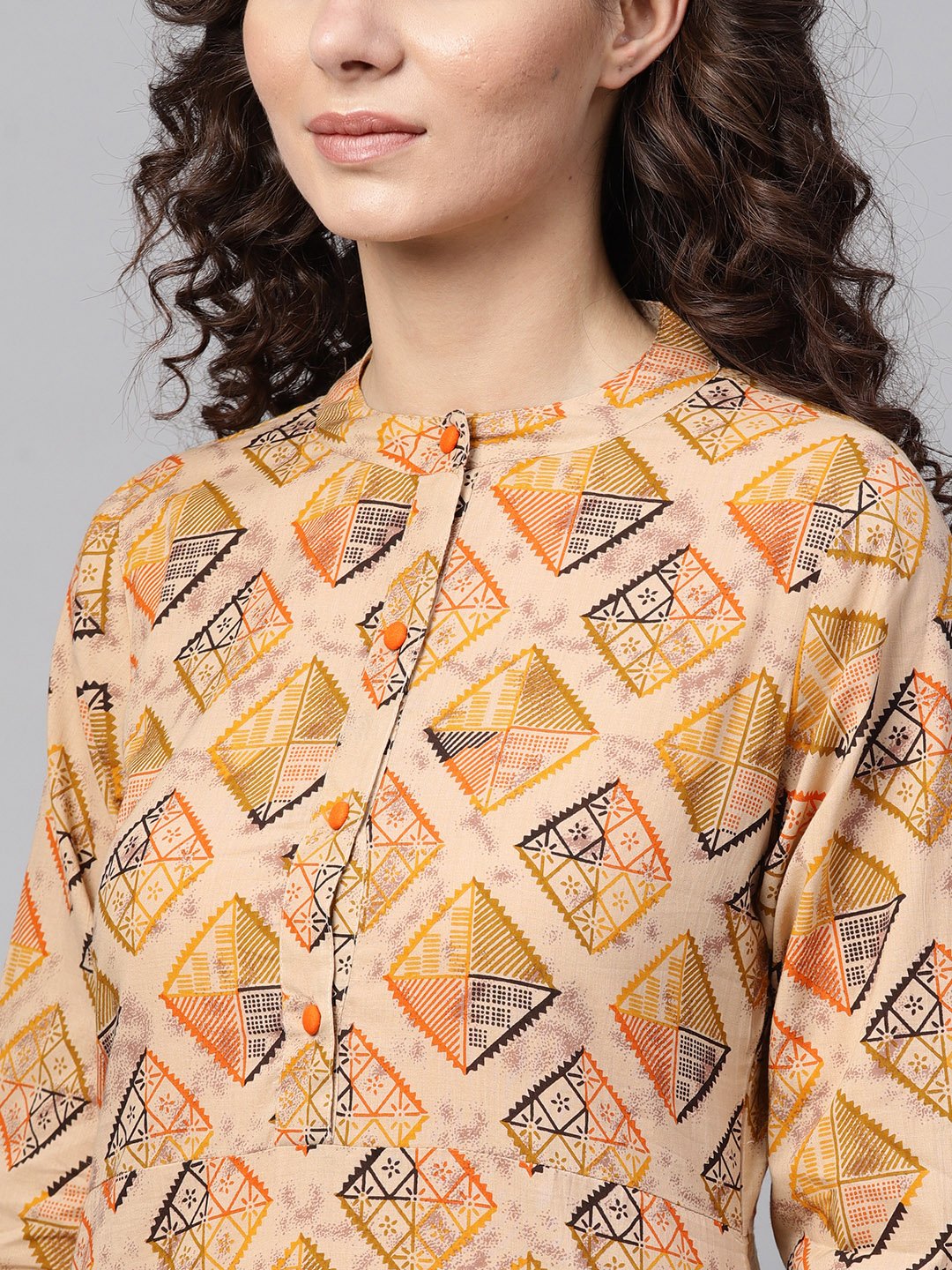 Women's Beige Multi-Colored Straight Kurta With Mandarin Collar With 3/4 Sleeves