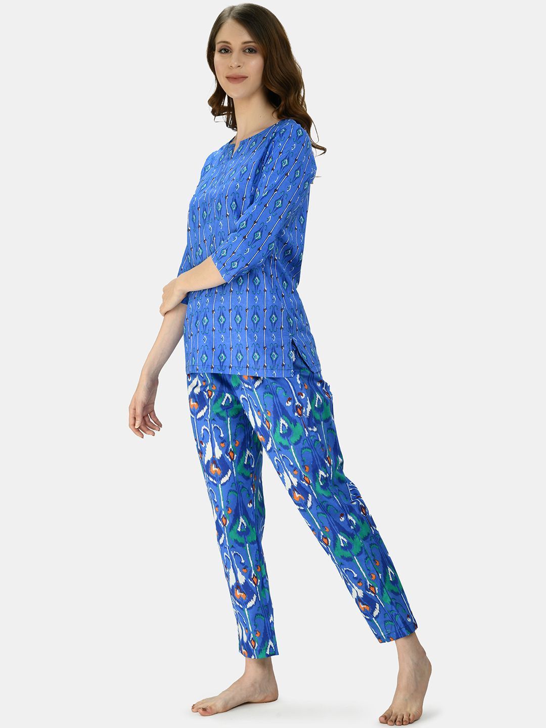 Women's Robin Blue Cotton Printed Half Sleeve V Neck Casual Night Suit