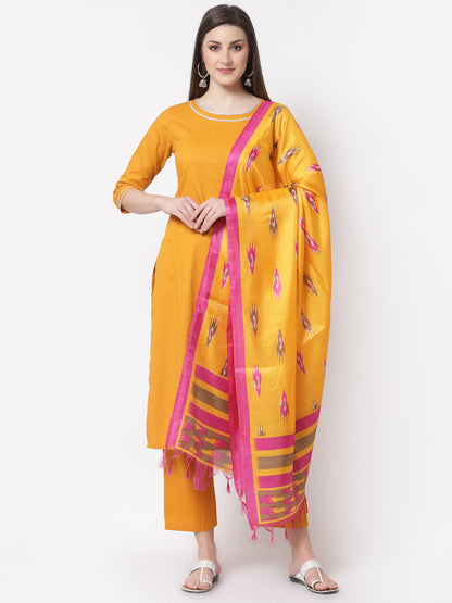 Women's Stylish Cotton Round Neck 3/4 Sleeve Solid Kurta Pant Dupatta Set