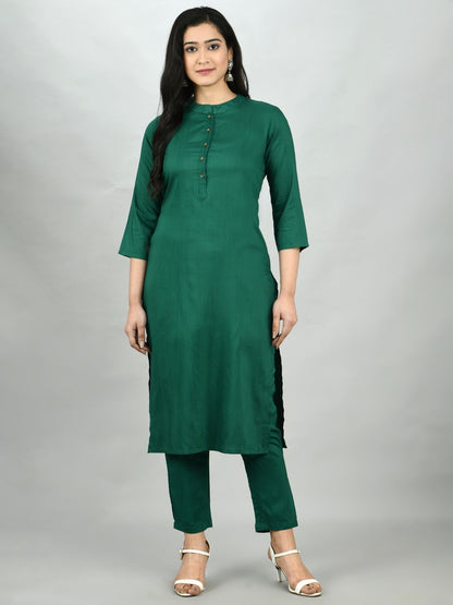 Women's Green Silk Blend Solid 3/4 Sleeve Mandarin Neck Casual Kurta Pant Dupatta Set
