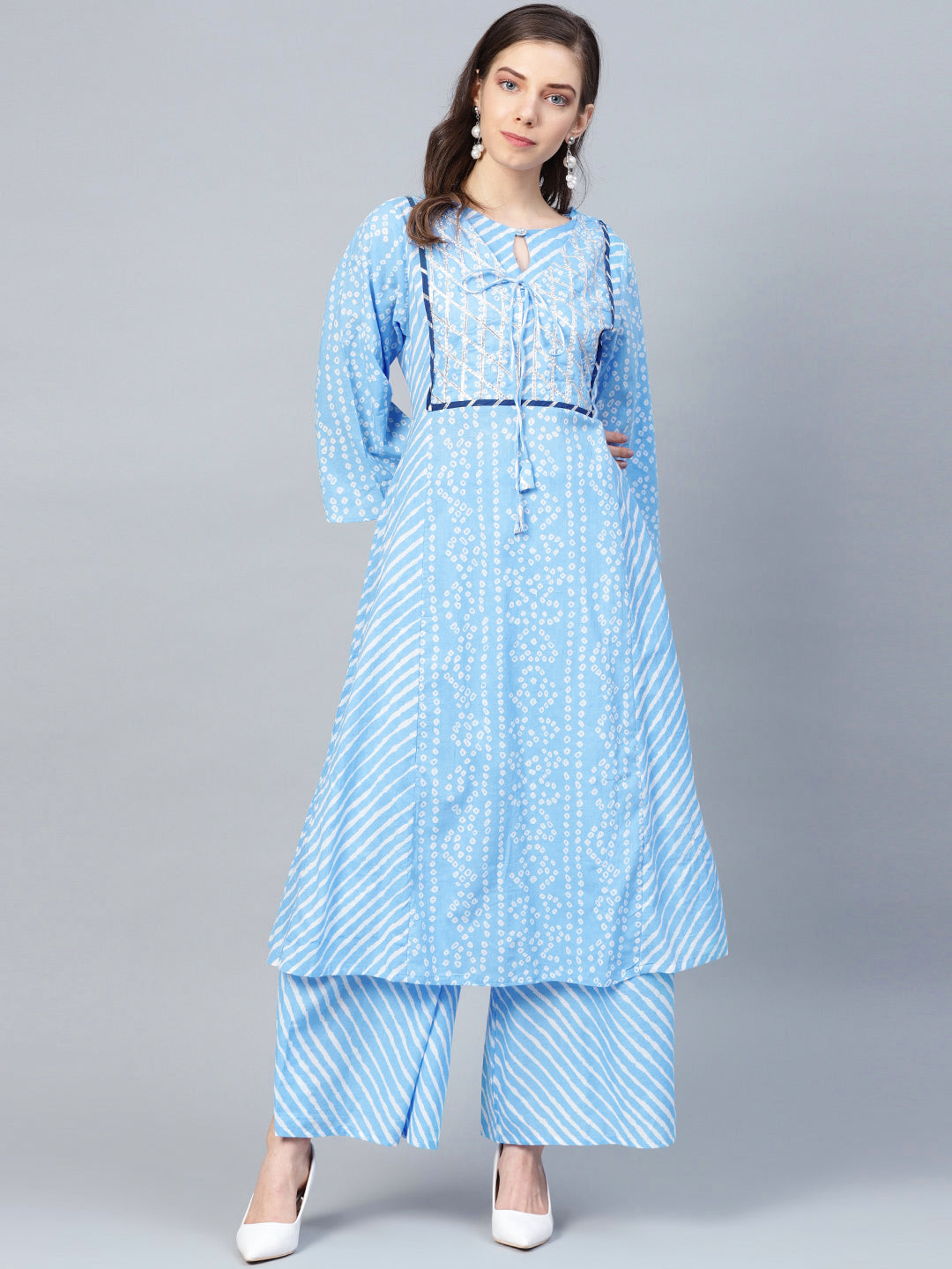 Women's Blue And White Bandhani Print Kurta With Palazzos
