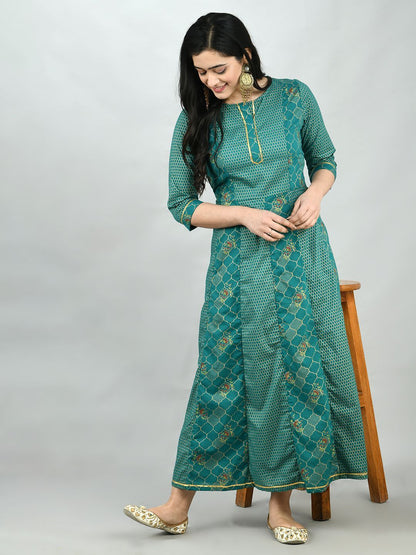 Women's Green Cotton Printed 3/4 Sleeve Round Neck Casual Dress