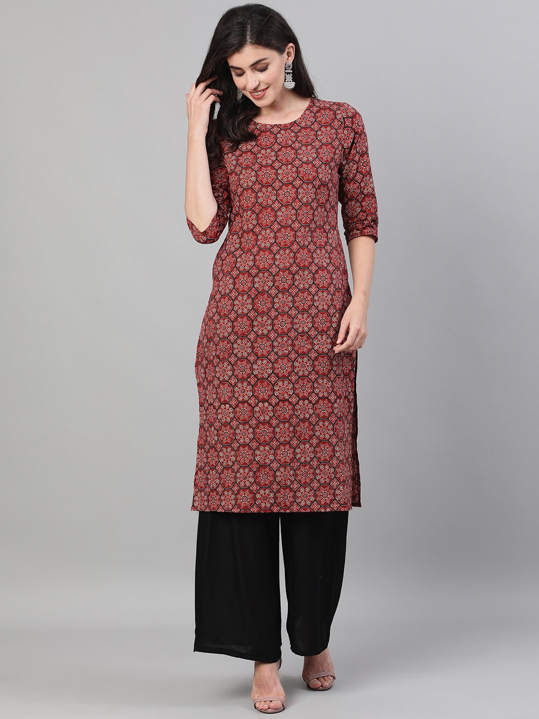 Women's Maroon Calf Length Three-Quarter Sleeves Straight Ethnic Motif Printed Cotton Kurta With Pockets And Face Mask