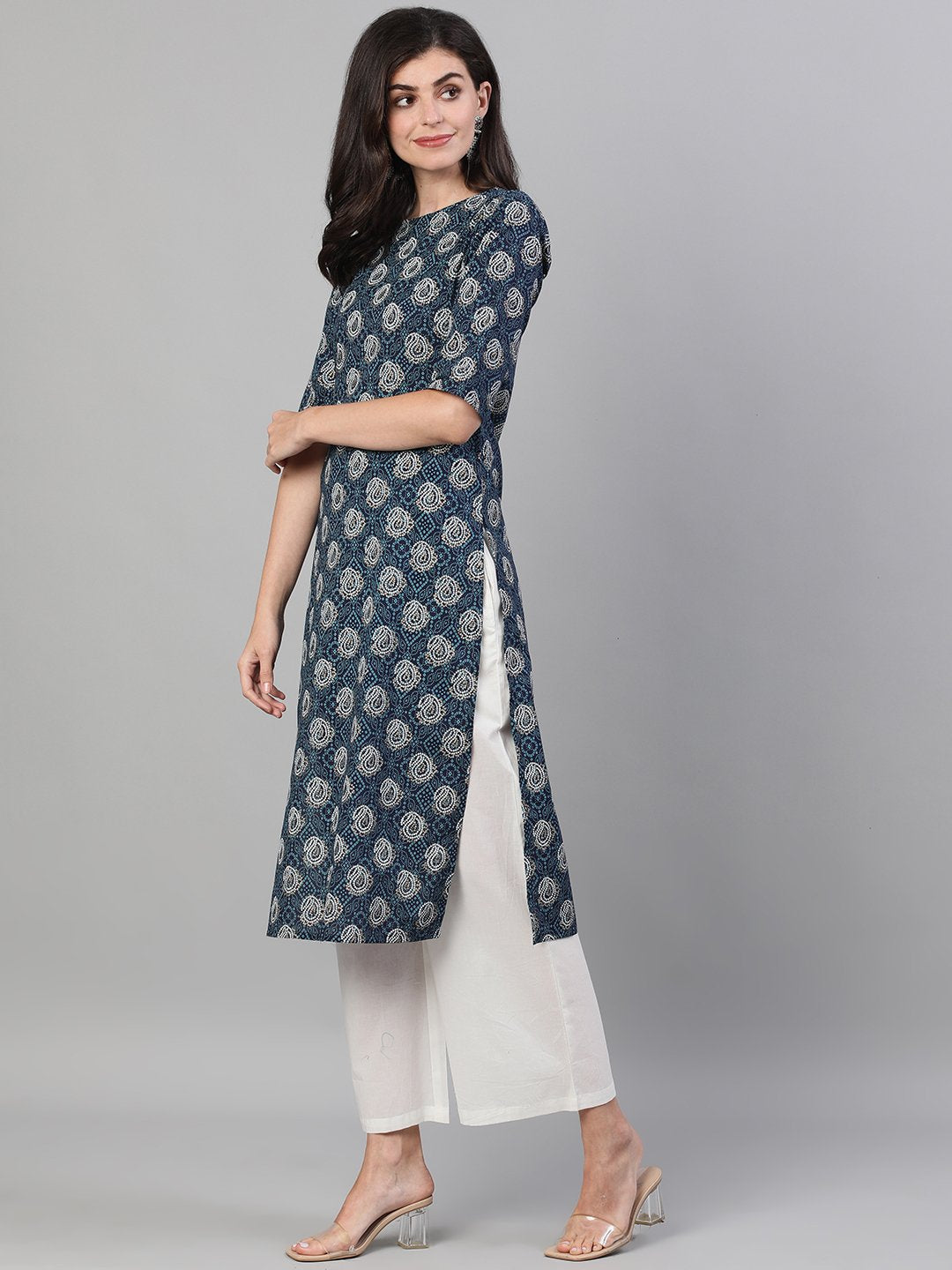 Women's Blue Calf Length Three-Quarter Sleeves Straight Bandhani Printed Cotton Kurta With Pockets And Face Mask
